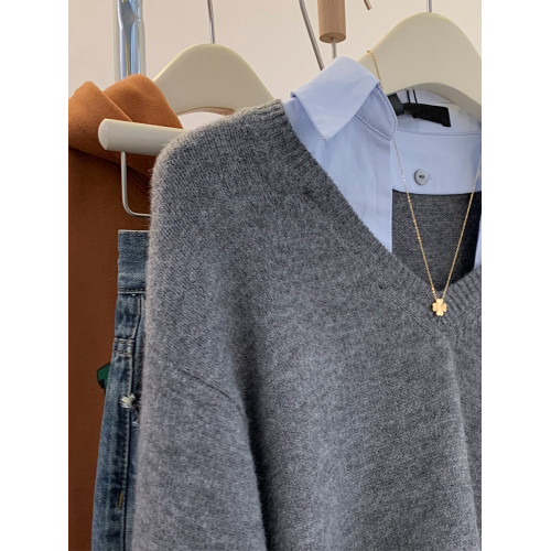 假兩件襯衫領拼接灰色毛衣女2025秋冬新款慵懶針織打底衫上衣秋冬 假兩件襯衫領拼接灰色毛衣女2025秋冬新款慵懶針織打底衫上衣秋冬