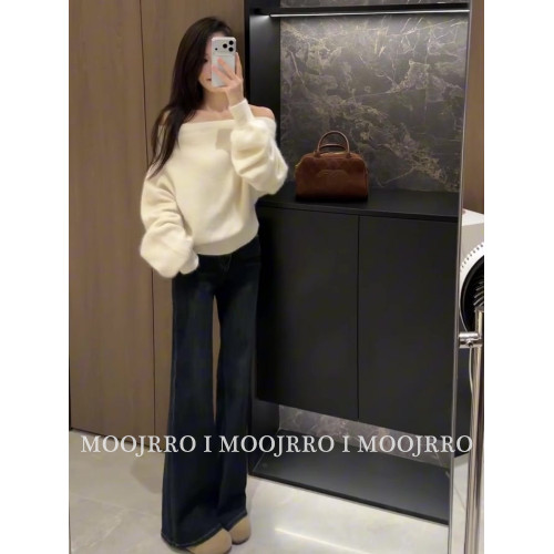 白色一字肩長袖毛衣女秋冬季高級感針織衫寬松慵懶風顯瘦套頭上衣 白色一字肩長袖毛衣女秋冬季高級感針織衫寬松慵懶風顯瘦套頭上衣