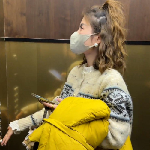 今年流行提花費爾島毛衣外套女秋冬超好看韓系寬松針織短開衫上衣 今年流行提花費爾島毛衣外套女秋冬超好看韓系寬松針織短開衫上衣