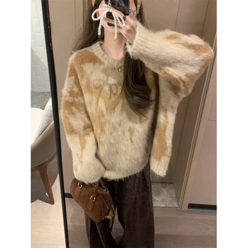 慵懶風暈染圓領馬海毛毛衣女秋冬寬松軟糯奶呼呼套頭針織衫上衣 慵懶風暈染圓領馬海毛毛衣女秋冬寬松軟糯奶呼呼套頭針織衫上衣