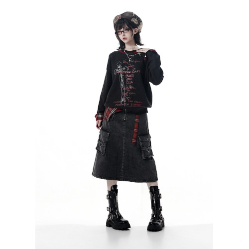 pinksavior【萬聖前夜】紅黑設計拼格毛衣柔軟牛仔半裙設計感秋冬 pinksavior【萬聖前夜】紅黑設計拼格毛衣柔軟牛仔半裙設計感秋冬