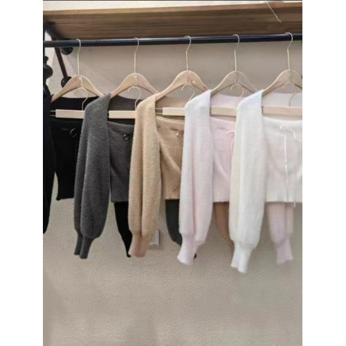 韓國chic秋季減齡復古小衆氣質柔軟仿貂絨綁帶針織上衣甜辣兩件套 韓國chic秋季減齡復古小衆氣質柔軟仿貂絨綁帶針織上衣甜辣兩件套