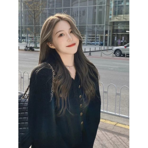 黑色小香風外套女秋冬2025新款小個子加厚夾棉名媛高級感短款上衣 黑色小香風外套女秋冬2025新款小個子加厚夾棉名媛高級感短款上衣