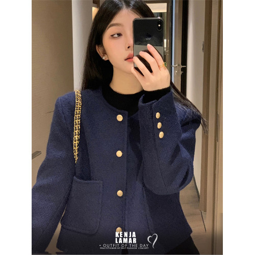 今年秋冬流行超好看藍色小香風短款外套小衆精簡設計感夾克女韓版 今年秋冬流行超好看藍色小香風短款外套小衆精簡設計感夾克女韓版