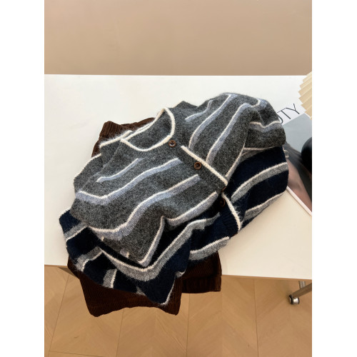 百搭復古條紋撞色圓領紐釦開衫毛衣女寬松慵懶小衆減齡學生針織衫 百搭復古條紋撞色圓領紐釦開衫毛衣女寬松慵懶小衆減齡學生針織衫