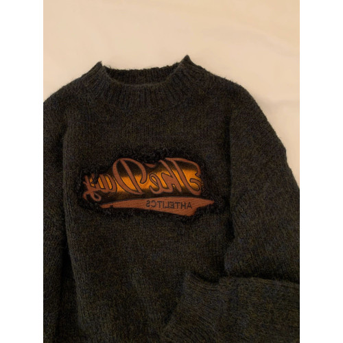 美式復古慵懶風黑色字母浣熊絨毛衣女秋冬軟糯設計感套頭針織上衣 美式復古慵懶風黑色字母浣熊絨毛衣女秋冬軟糯設計感套頭針織上衣