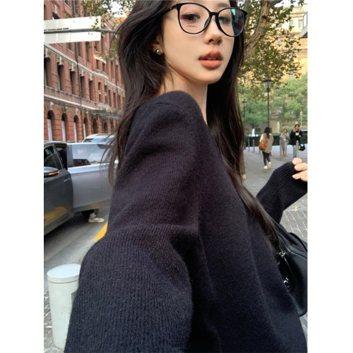 韓系高級感黑色V領套頭毛衣女秋冬慵懶風寬松顯瘦針織衫內搭上衣
