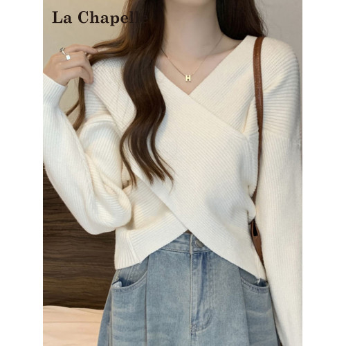 拉夏貝爾白色不規則v領套頭毛衣女秋冬寬松慵懶風短款上衣針織衫