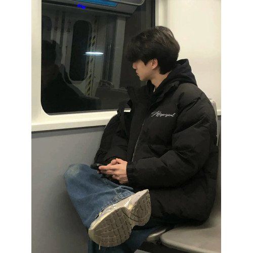 美式高街短款羽絨服男款痞帥立領晉江棉服cleanfit潮牌麵包服外套 美式高街短款羽絨服男款痞帥立領晉江棉服cleanfit潮牌麵包服外套