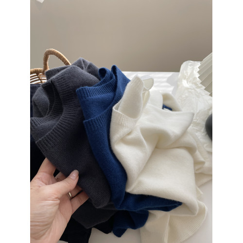 無縫一體~綿羊毛圓領針織衫女!秋冬韓系顯白純色套頭內搭打底毛衣 無縫一體~綿羊毛圓領針織衫女!秋冬韓系顯白純色套頭內搭打底毛衣