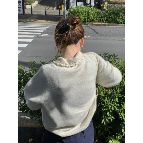 10%羊毛 韓代@lero*e 手工鉤花甜美花邊翻領軟糯針織毛衣開衫外套 10%羊毛 韓代@lero*e 手工鉤花甜美花邊翻領軟糯針織毛衣開衫外套