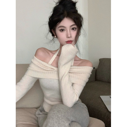 純欲掛脖一字肩針織毛衣女春裝喇叭袖堆領修身顯瘦露鎖骨長袖上衣 純欲掛脖一字肩針織毛衣女春裝喇叭袖堆領修身顯瘦露鎖骨長袖上衣