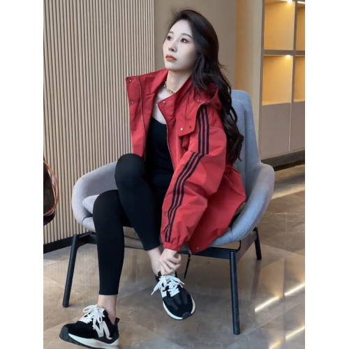 休閒百搭工裝外套女春秋季爆款沖鋒衣韓版寬松夾克運動棒球服上衣 休閒百搭工裝外套女春秋季爆款沖鋒衣韓版寬松夾克運動棒球服上衣