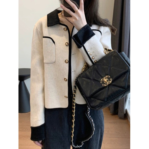 灰色雙面呢羊絨大衣女短款設計感小衆翻領小香風水貂絨針織短外套 灰色雙面呢羊絨大衣女短款設計感小衆翻領小香風水貂絨針織短外套