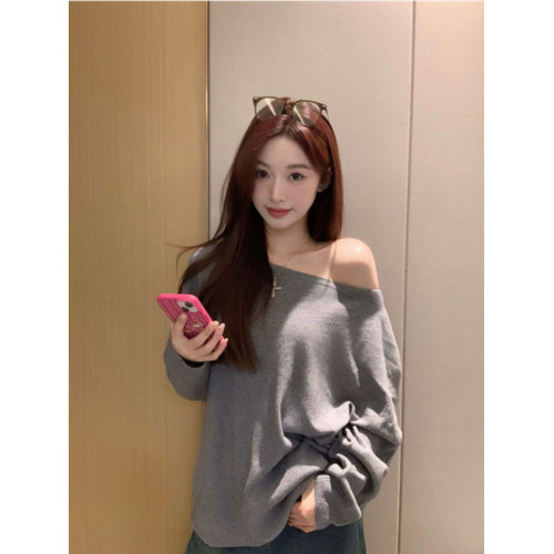 淺咖色斜領露肩毛衣女早秋款穿搭韓系外穿軟糯寬松慵懶高級感上衣 淺咖色斜領露肩毛衣女早秋款穿搭韓系外穿軟糯寬松慵懶高級感上衣