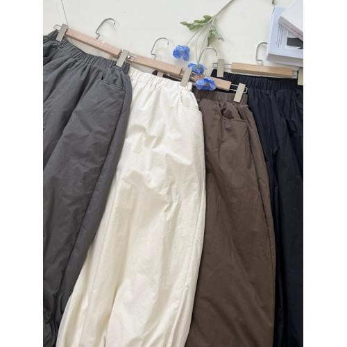 日系復古加棉燈籠褲女冬季松緊腰寬松大版棉褲防風束腳休閒濶腿褲 日系復古加棉燈籠褲女冬季松緊腰寬松大版棉褲防風束腳休閒濶腿褲