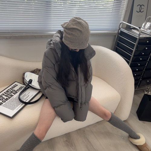 2025年冬季新款肯豆風羽絨服女超短款加厚連帽寬松麵包服小個子潮 2025年冬季新款肯豆風羽絨服女超短款加厚連帽寬松麵包服小個子潮