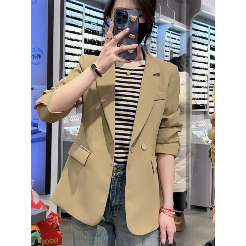 高級感西裝外套女2025春季新款韓版時尚寬松洋氣後背開叉西服上衣 高級感西裝外套女2025春季新款韓版時尚寬松洋氣後背開叉西服上衣