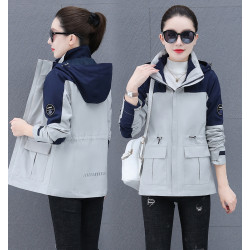 啄木鳥沖鋒衣女款可拆卸三合一2024新款加絨加厚保暖寬松休閒外套