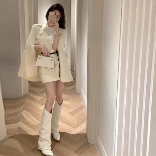 財閥千金韓版高級感今年流行毛呢外套鬭篷西裝呢大衣女春冬季新款