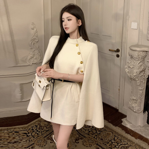 財閥千金韓版高級感今年流行毛呢外套鬭篷西裝呢大衣女春冬季新款