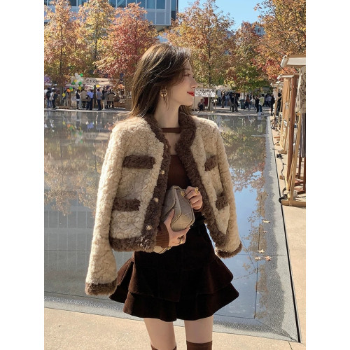 小香風羊羔毛外套女秋冬2025新款小個子加厚加絨皮草皮毛一體短款 小香風羊羔毛外套女秋冬2025新款小個子加厚加絨皮草皮毛一體短款