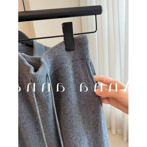 CHAO級推薦!歐貨軟糯羊毛灰色濶腿褲2025秋季高腰垂感保暖直筒褲 CHAO級推薦!歐貨軟糯羊毛灰色濶腿褲2025秋季高腰垂感保暖直筒褲