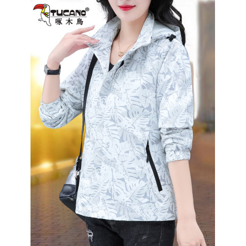 啄木鳥沖鋒衣外套女春秋2025年新款時尚洋氣中年媽媽寬松防風夾克