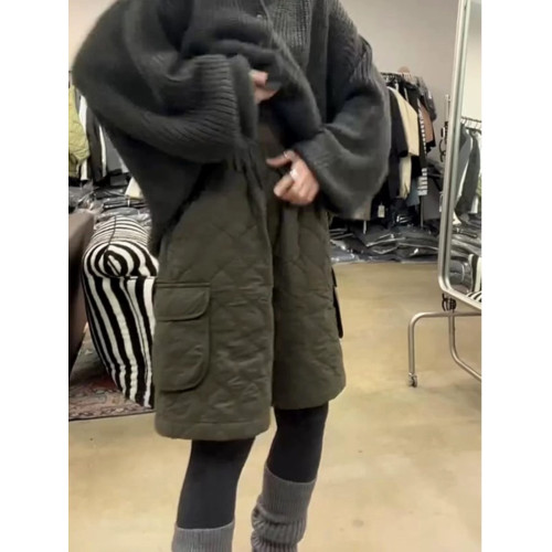 歐貨設計感小衆2024年女冬季加厚夾棉百搭時髦洋氣短褲寬松保暖褲 歐貨設計感小衆2024年女冬季加厚夾棉百搭時髦洋氣短褲寬松保暖褲