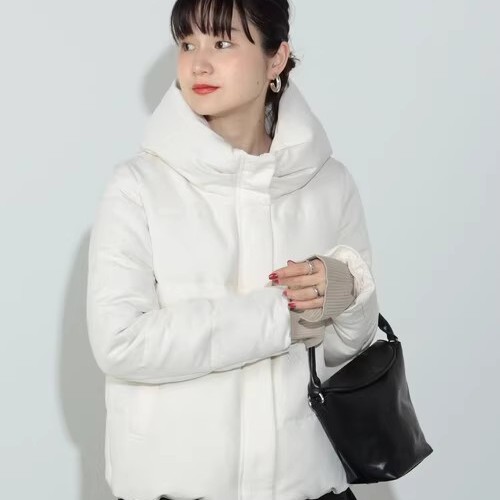 C12070日單冬新款1.7W+拉鍊微寬松保暖女立體感短款枕頭領羽絨服 C12070日單冬新款1.7W+拉鍊微寬松保暖女立體感短款枕頭領羽絨服