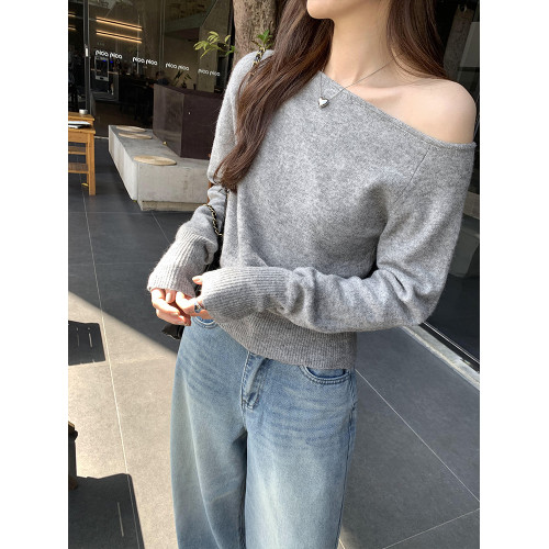 高級感粉色一字肩斜肩灰色針織打底衫毛衣女冬新款長袖露肩小上衣 高級感粉色一字肩斜肩灰色針織打底衫毛衣女冬新款長袖露肩小上衣
