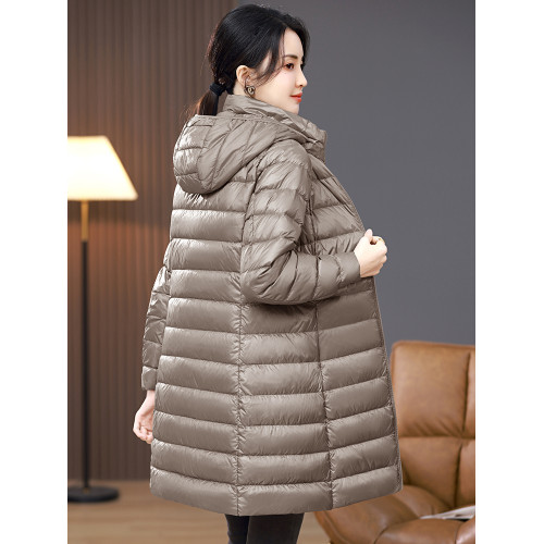 輕薄羽絨服女中長款2025新款中年媽媽大碼休閒連帽白鴨絨羽絨外套 輕薄羽絨服女中長款2025新款中年媽媽大碼休閒連帽白鴨絨羽絨外套