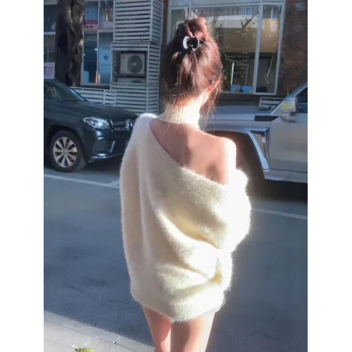 韓系氛圍感露肩套頭毛衣女冬季新款設計感飄帶顯瘦水貂絨白色上衣 韓系氛圍感露肩套頭毛衣女冬季新款設計感飄帶顯瘦水貂絨白色上衣