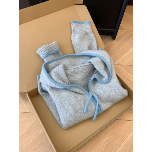 舒適又好穿!愛了愛了!灰色時尚小衆長袖連帽毛衣女秋冬開衫上衣 舒適又好穿!愛了愛了!灰色時尚小衆長袖連帽毛衣女秋冬開衫上衣