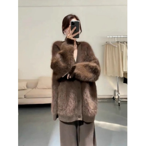 美拉德咖色v領水貂絨毛衣開衫女秋冬季慵懶風中長款加厚針織外套 美拉德咖色v領水貂絨毛衣開衫女秋冬季慵懶風中長款加厚針織外套