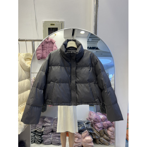 免洗PU皮羽絨服女2025年新款立領韓版白鴨絨小個子麵包服外套潮 免洗PU皮羽絨服女2025年新款立領韓版白鴨絨小個子麵包服外套潮