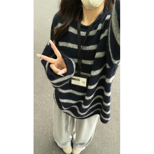 撞色條紋圓領套頭毛衣女秋冬寬松慵懶風中長款針織衫獨特漂亮上衣 撞色條紋圓領套頭毛衣女秋冬寬松慵懶風中長款針織衫獨特漂亮上衣