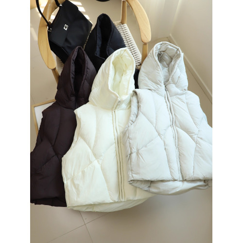 簡約休閒90白鴨絨羽絨馬甲連帽立領保暖外穿百搭輕羽絨馬夾女 簡約休閒90白鴨絨羽絨馬甲連帽立領保暖外穿百搭輕羽絨馬夾女