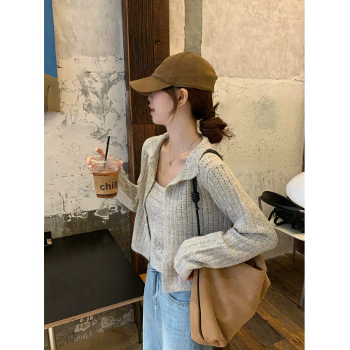 2025超火ootb穿搭一整套早秋季鏤空針織開衫吊帶上衣兩件套裝 2025超火ootb穿搭一整套早秋季鏤空針織開衫吊帶上衣兩件套裝