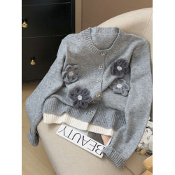 設計高級感氣質手工花朵針織開衫軟糯糯小個子短款灰色毛衣女秋季