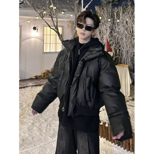 韓版冬季立領短款pu皮羽絨服男士加厚保暖高街小衆設計感痞帥棉服 韓版冬季立領短款pu皮羽絨服男士加厚保暖高街小衆設計感痞帥棉服
