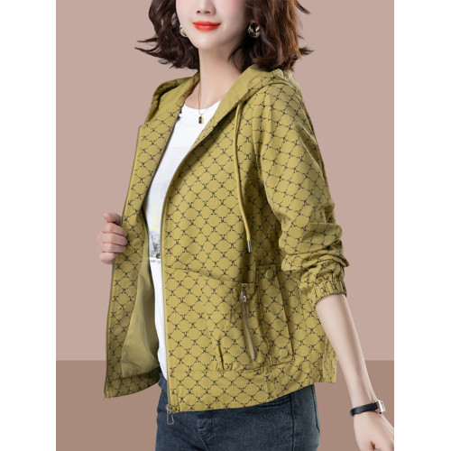 媽媽外套女春秋2025年新款大碼寬松小個子短款連帽薄款夾克上衣潮 媽媽外套女春秋2025年新款大碼寬松小個子短款連帽薄款夾克上衣潮