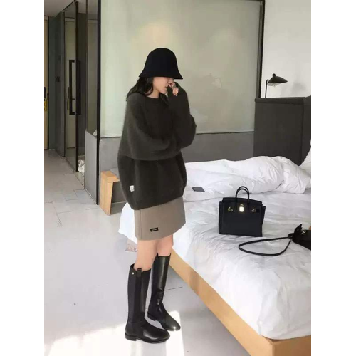 法式軟糯風黑色毛衣女秋冬加厚寬鬆慵嬾外穿高級感水貂絨針織上衣