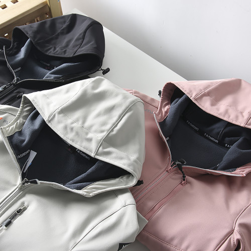 RUNNING軟殼衣!夜視反光拉鍊!秋冬女士戶外運動休閒外套潮 RUNNING軟殼衣!夜視反光拉鍊!秋冬女士戶外運動休閒外套潮