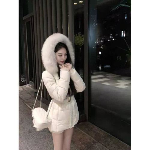 巨好看的中長款白色收腰90白鴨絨羽絨服女保暖加厚大毛領連帽外套 巨好看的中長款白色收腰90白鴨絨羽絨服女保暖加厚大毛領連帽外套