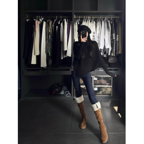 黑色高領鬭篷毛衣女秋冬加厚不規則高級感超好看寬松慵懶套頭上衣