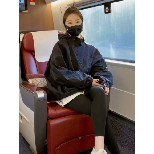 秋裝2025年新款休閒寬松沖鋒衣女韓版小個子設計感小衆高級感外套 秋裝2025年新款休閒寬松沖鋒衣女韓版小個子設計感小衆高級感外套