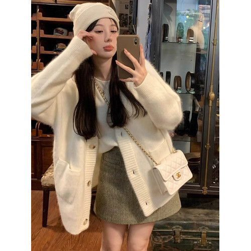 白色馬海毛v領毛衣開衫女秋冬加厚針織外套小個子寬松中長款上衣 白色馬海毛v領毛衣開衫女秋冬加厚針織外套小個子寬松中長款上衣