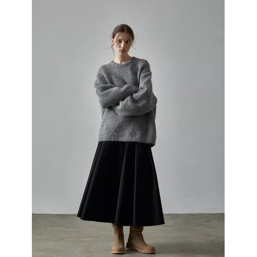 2025秋冬新款加厚仿羊駝絨圓領毛衣女落肩廓形慵懶風針織衫上衣 2025秋冬新款加厚仿羊駝絨圓領毛衣女落肩廓形慵懶風針織衫上衣