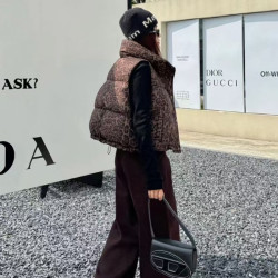 90絨豹紋2025新款秋冬白鴨絨女時尚百搭韓版潮流短款羽絨服馬甲